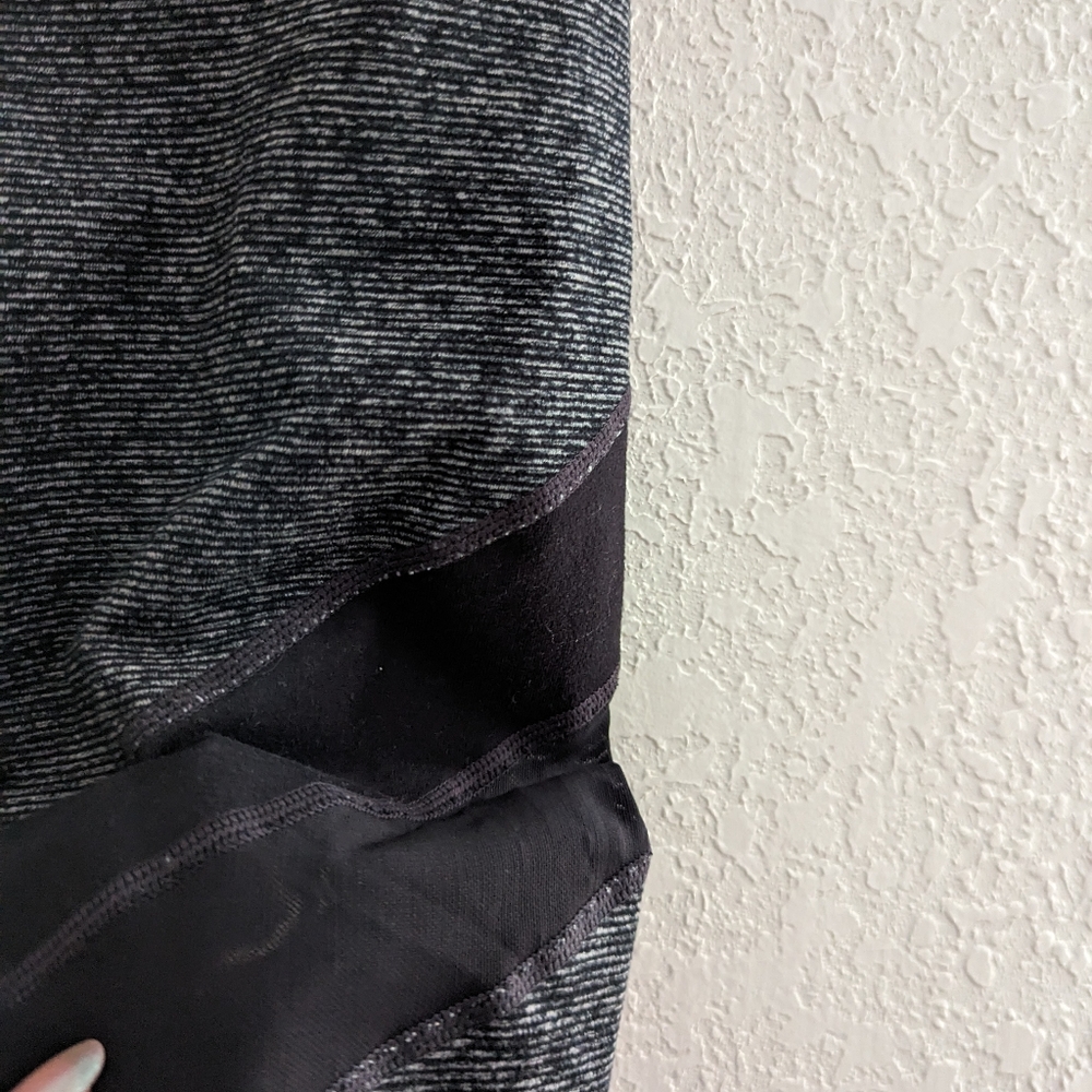 Zella X Nordstrom High Waisted Gray & Black Mesh Activewear Cropped Leggings - Picture 5 of 7